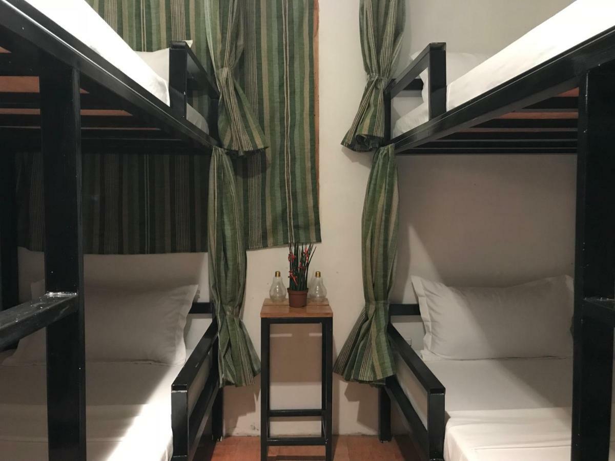 Island Hostel コロン エクステリア 写真